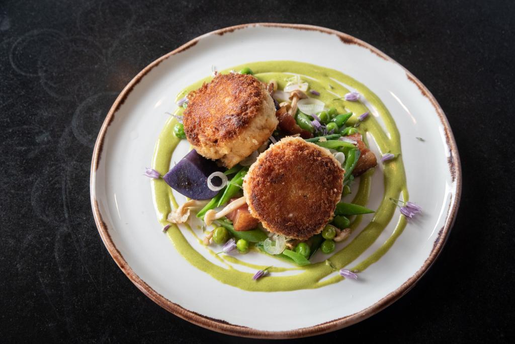 photograph of Dungeness Crab cakes